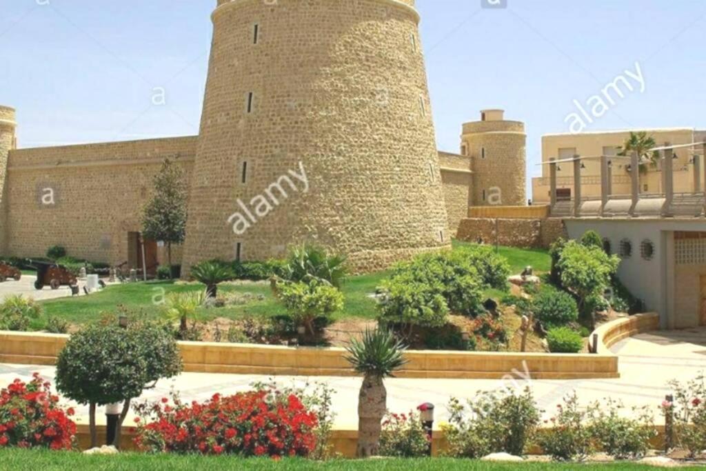 רוקאוטס דה מר A 600 M De La Playa Y El Castillo Santa Ana מראה חיצוני תמונה